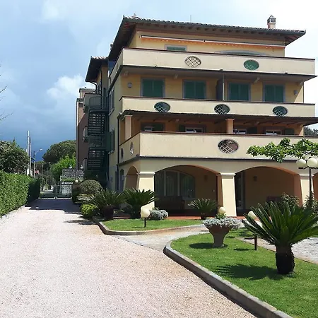 Il Corallo * 彼得拉桑塔