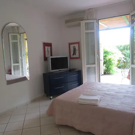 Aparthotel Il Corallo Pietrasanta