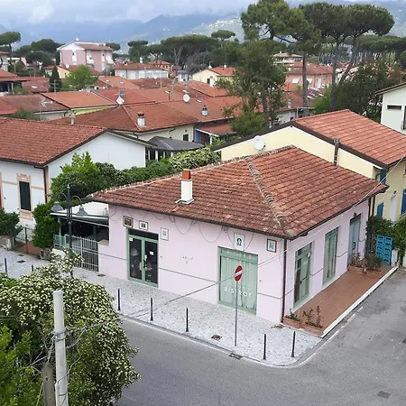 Lägenhetshotell Il Corallo Pietrasanta